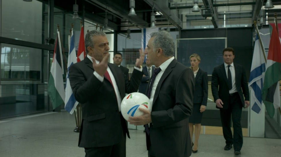 فيديو| مباراة كرة قدم لإنهاء الصراع الفلسطيني الإسرائيلي